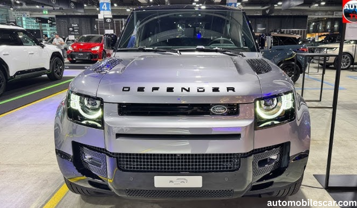Land Rover Defender Car का दमदार एक्सटीरियर और बॉक्सी SUV लुक