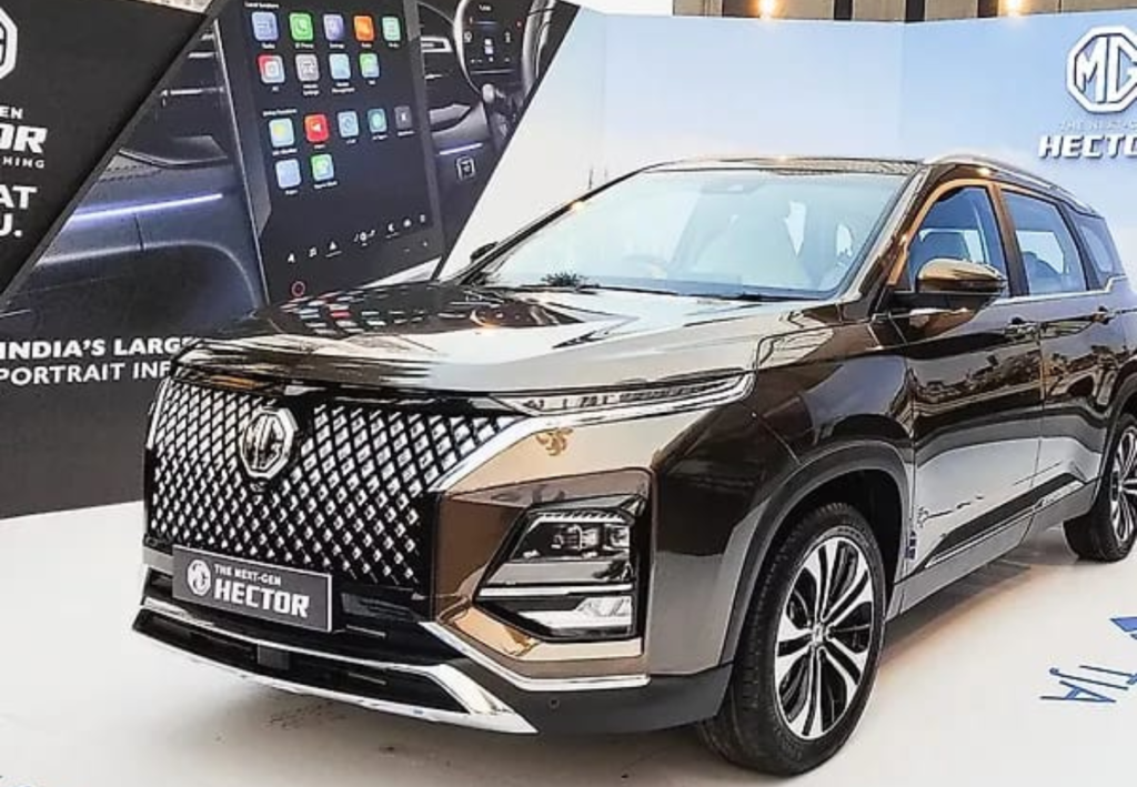 MG Hector Plus side profile premium 6 seater SUV