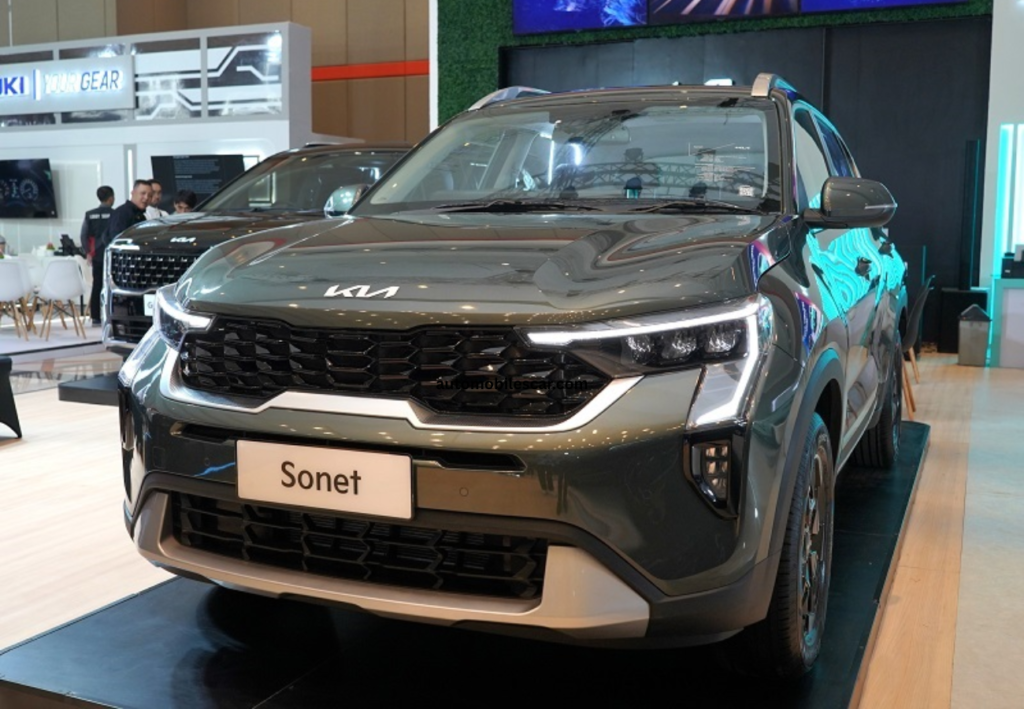 Kia Sonet 2026 sunroof open view