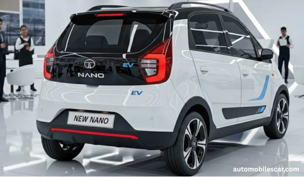 सनरूफ और डिजिटल फीचर्स के साथ नई Tata Nano EV इंटीरियर
